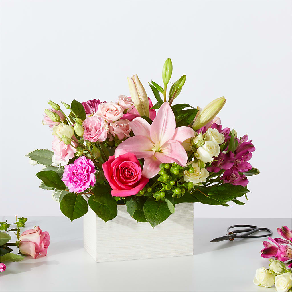 Sweetberry Box – A Florist Original – Bella Rose, Rialto CA