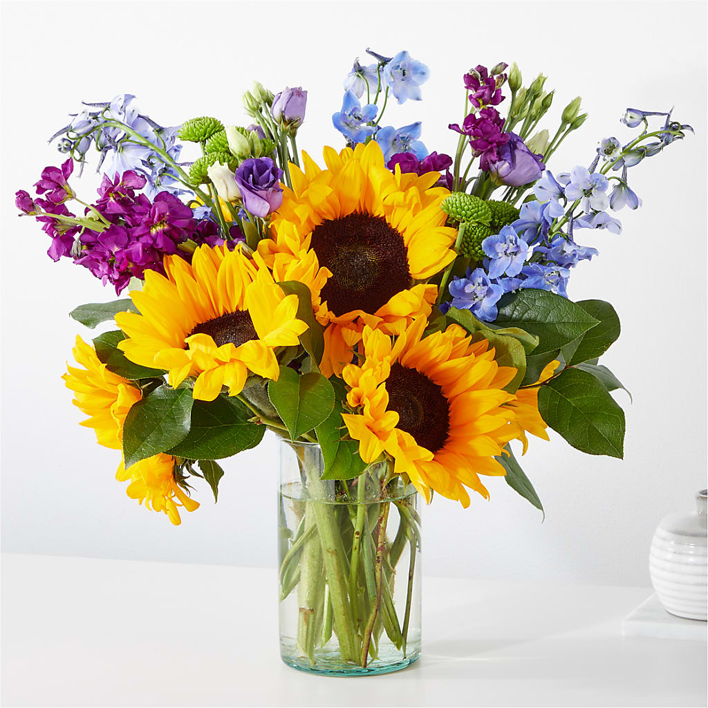 Catching Rays Bouquet – Bella Rose, Rialto CA