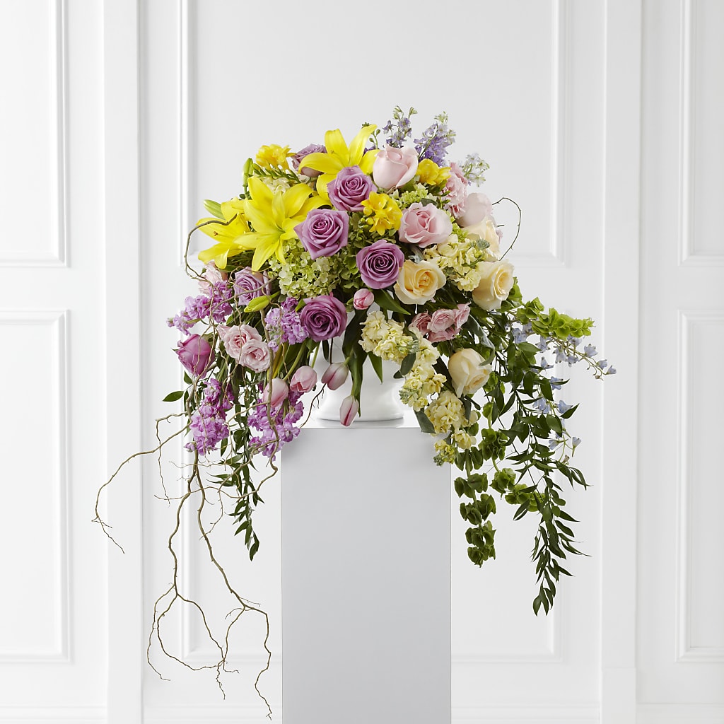 Display of Affection Arrangement – Bella Rose, Rialto CA