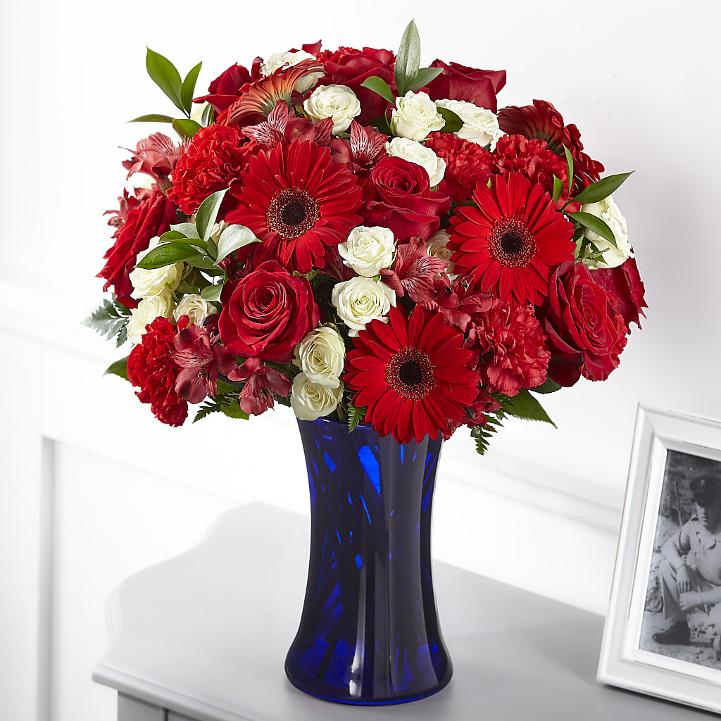 Hearts Embrace Bouquet – Bella Rose, Rialto CA