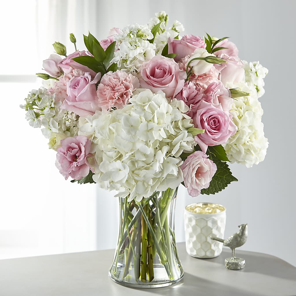 Guiding Grace Bouquet – Bella Rose, Rialto CA