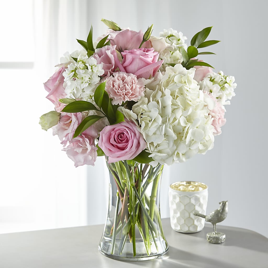 Guiding Grace Bouquet – Bella Rose, Rialto CA