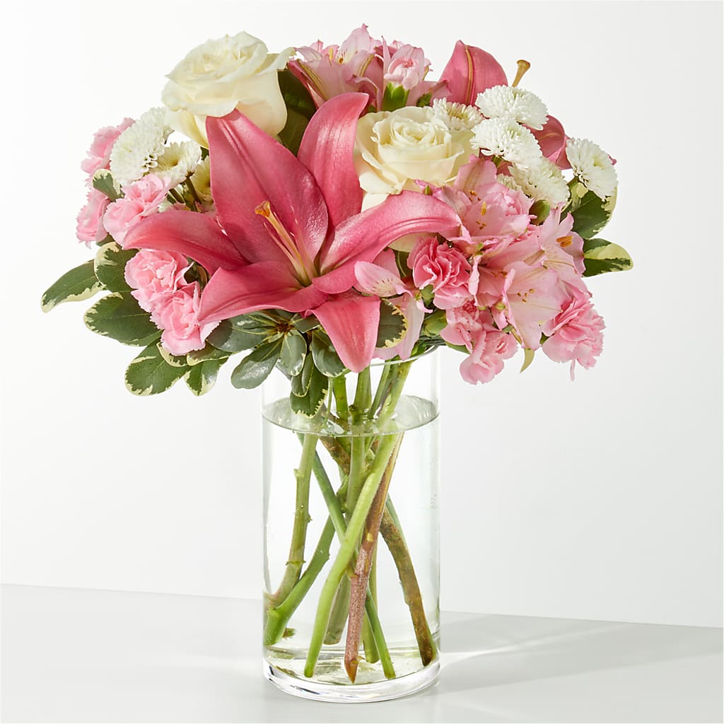 Piece of Cake Bouquet – Bella Rose, Rialto CA