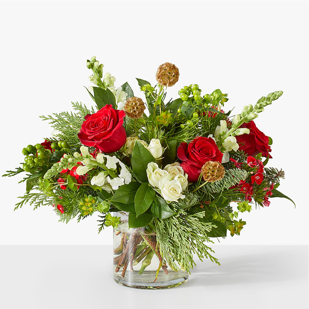Deck the Halls Bouquet – Bella Rose, Rialto CA