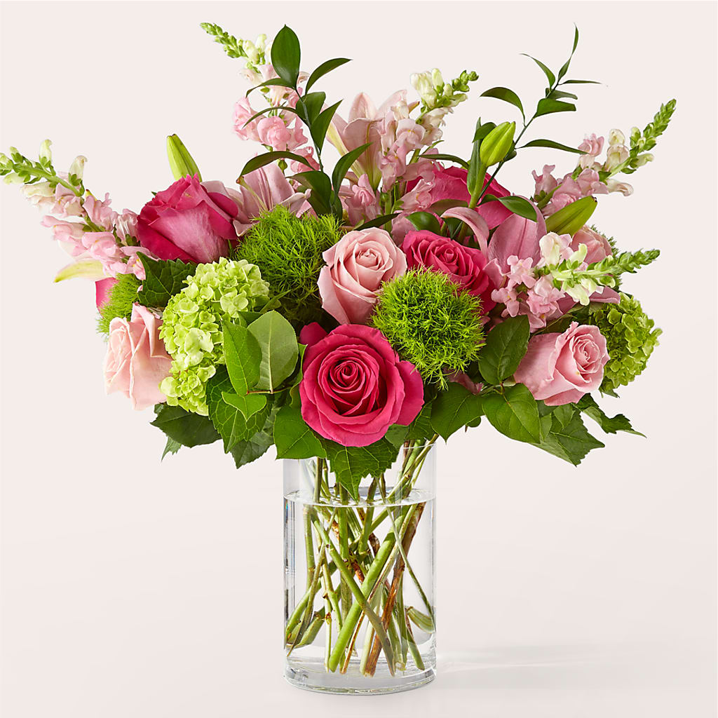 Fit for a Queen Luxury Bouquet – Bella Rose, Rialto CA