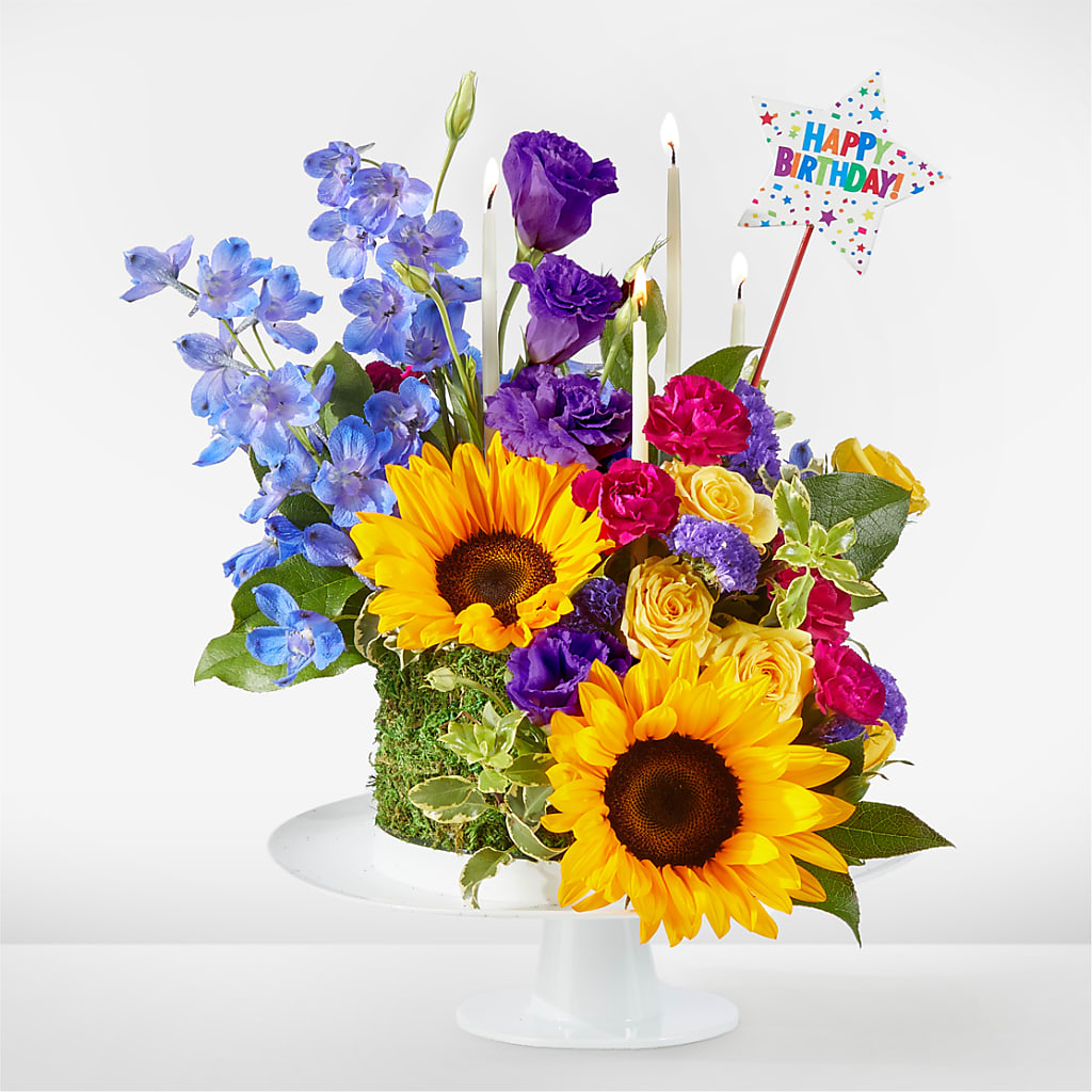 Star of the Day Floral Cake – Bella Rose, Rialto CA