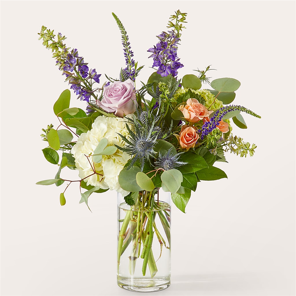 Appealing Aura Bouquet – Bella Rose, Rialto CA