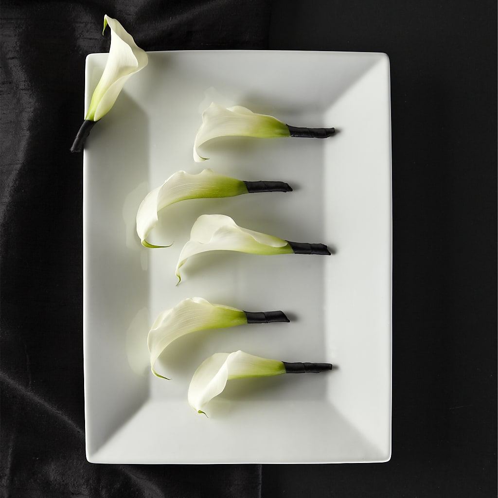 Calla Lily Promise Boutonniere – Bella Rose, Rialto CA