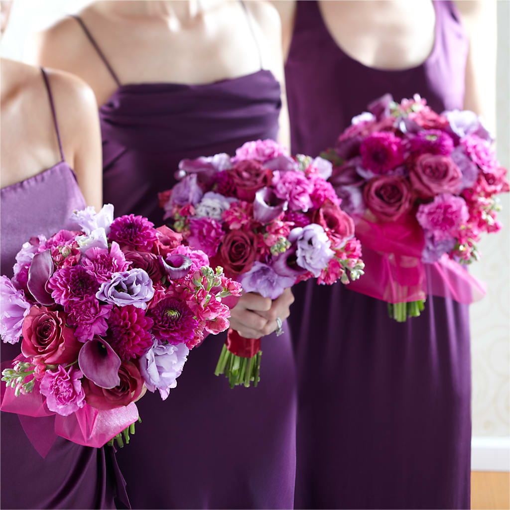 Bridesmaid's Garden Bouquet – Bella Rose, Rialto CA