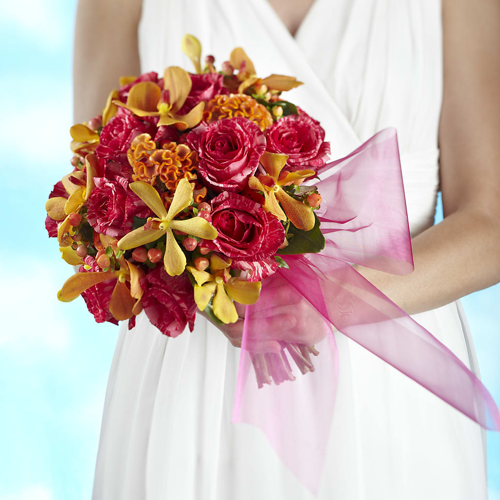 Brilliant Shades of Love Bouquet – Bella Rose, Rialto CA