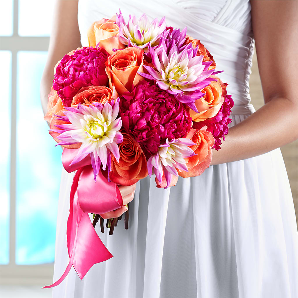 New Love Bouquet – Bella Rose, Rialto CA
