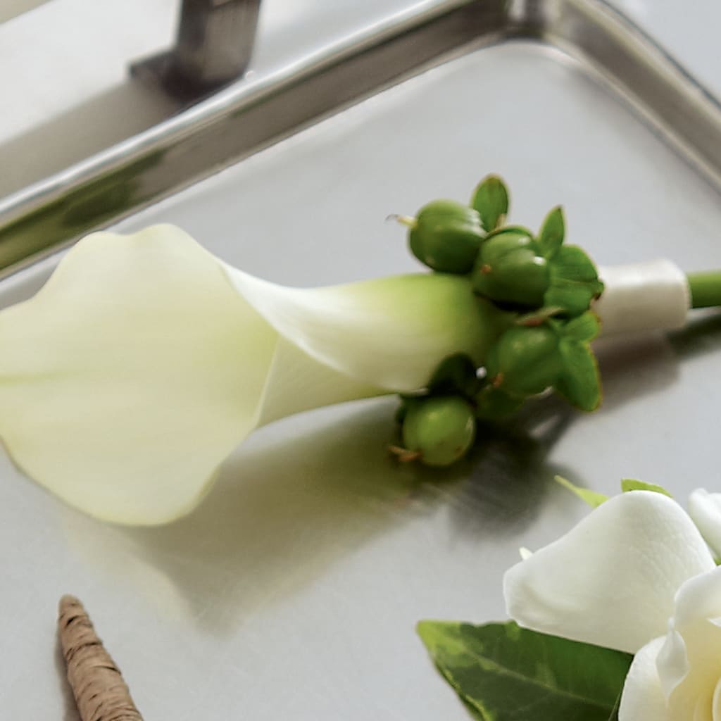 White Calla Boutonniere – Bella Rose, Rialto CA