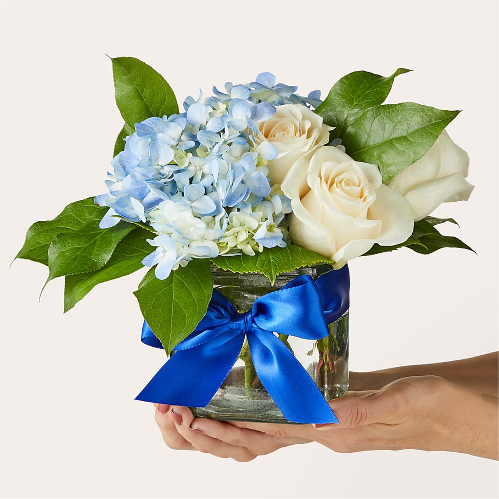 Sky Blue Delight Bouquet –  Bella Rose, Rialto CA