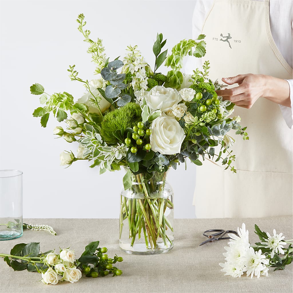 Irish Garden - A Florist Original –  Bella Rose, Rialto CA
