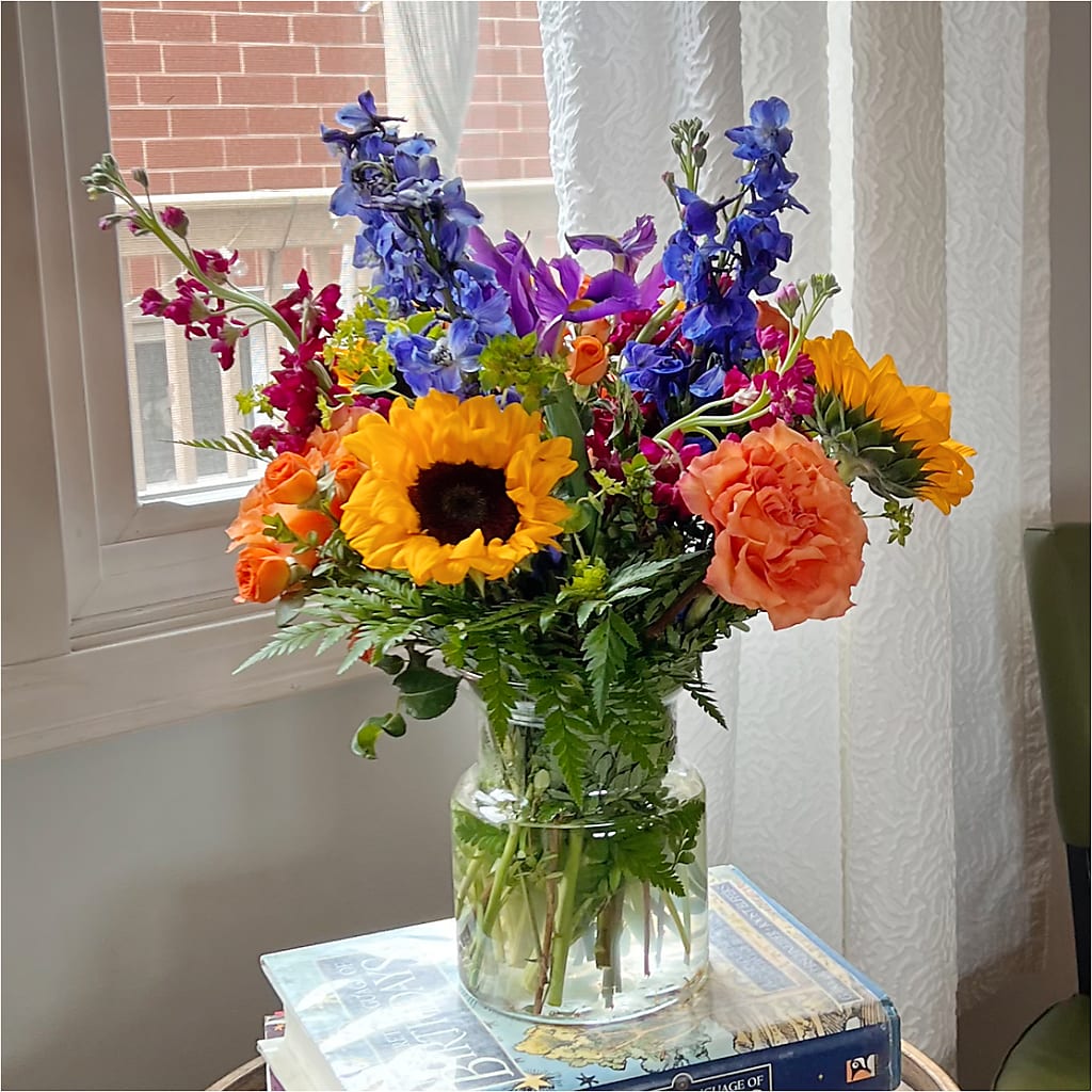 Rays of Life Bouquet –  Bella Rose, Rialto CA
