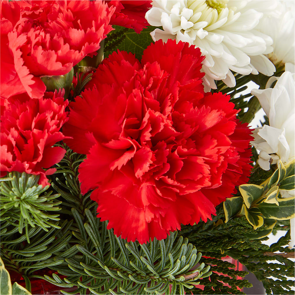 Christmas Market Bouquet –  Bella Rose, Rialto CA