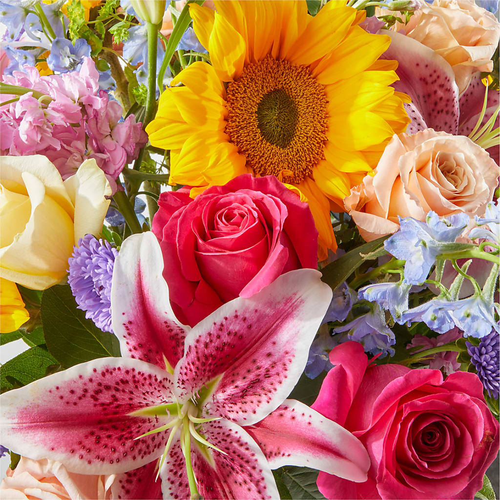 Dreamy Meadows Bouquet –  Bella Rose, Rialto CA