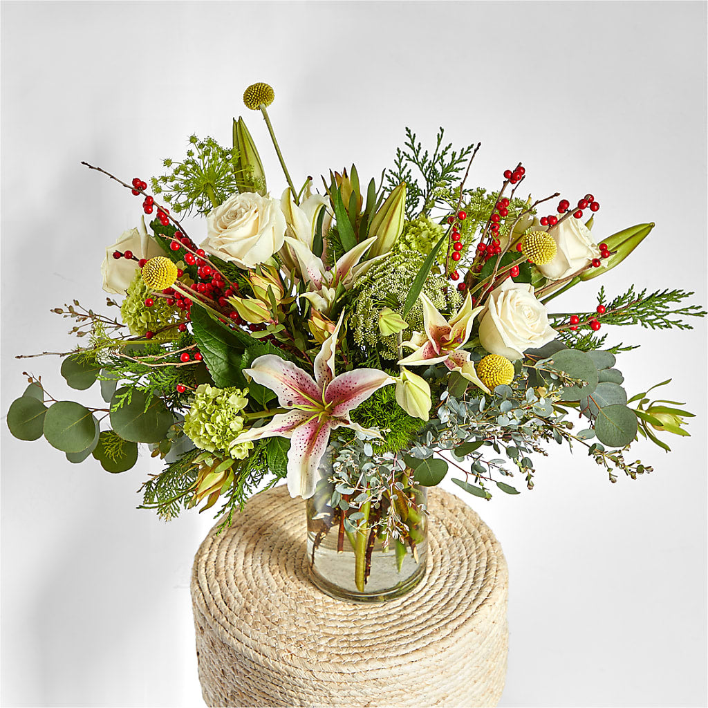 Berry & Bright Bouquet –  Bella Rose, Rialto CA