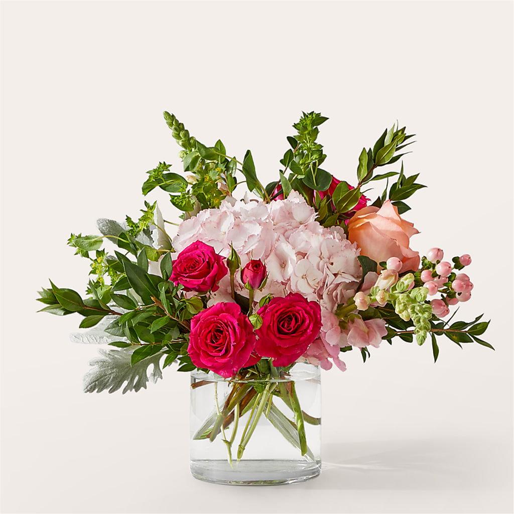 Glitz & Glam Bouquet –  Bella Rose, Rialto CA