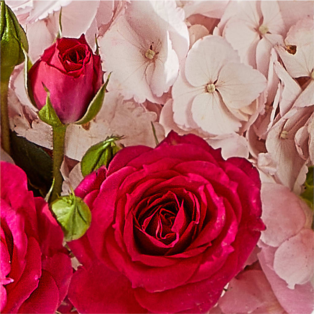 Glitz & Glam Bouquet –  Bella Rose, Rialto CA