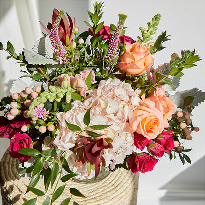 Glitz & Glam Bouquet –  Bella Rose, Rialto CA