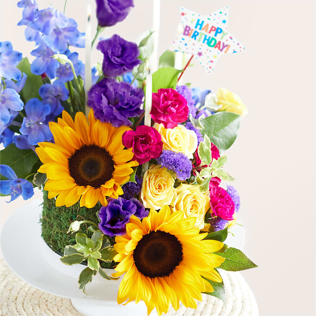 Star of the Day Floral Cake –  Bella Rose, Rialto CA