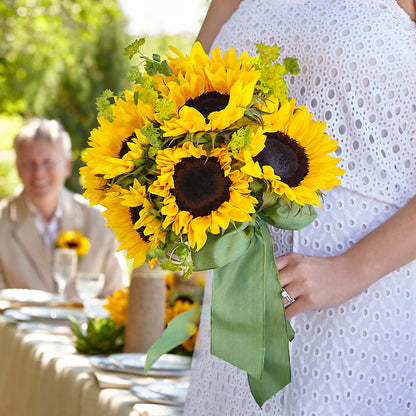 Free Spirit Bouquet –  Bella Rose, Rialto CA