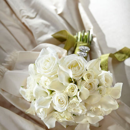 Serene Highness Bouquet –  Bella Rose, Rialto CA